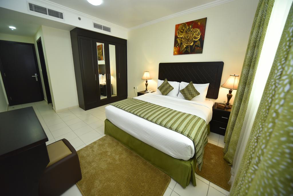 Alain Hotel Ajman Bagian luar foto