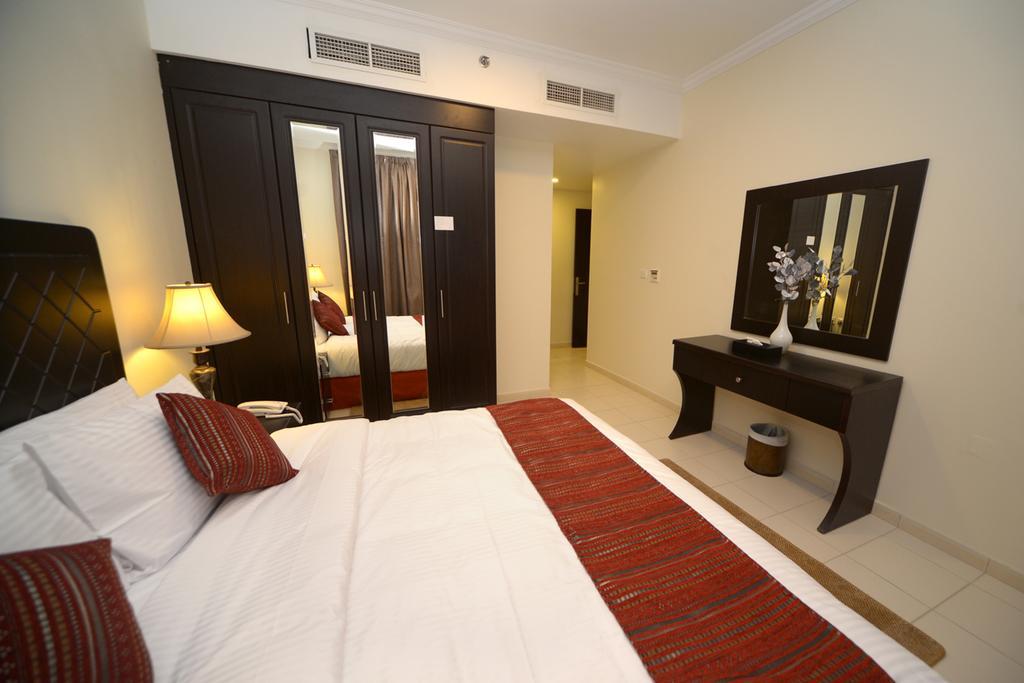 Alain Hotel Ajman Bagian luar foto