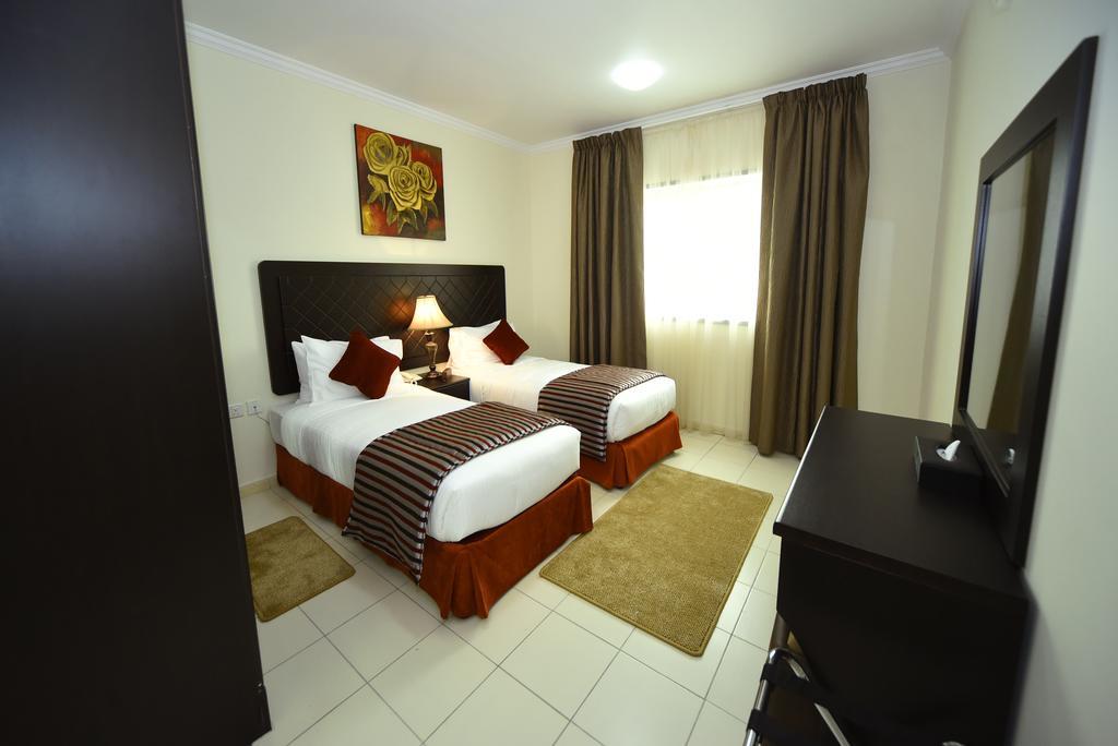 Alain Hotel Ajman Bagian luar foto