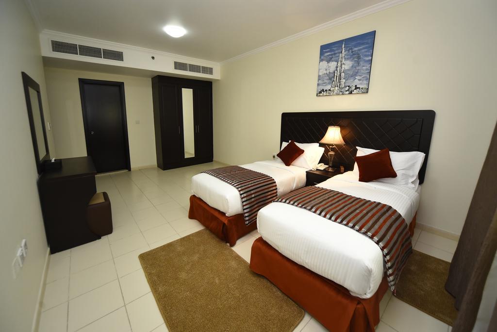 Alain Hotel Ajman Bagian luar foto