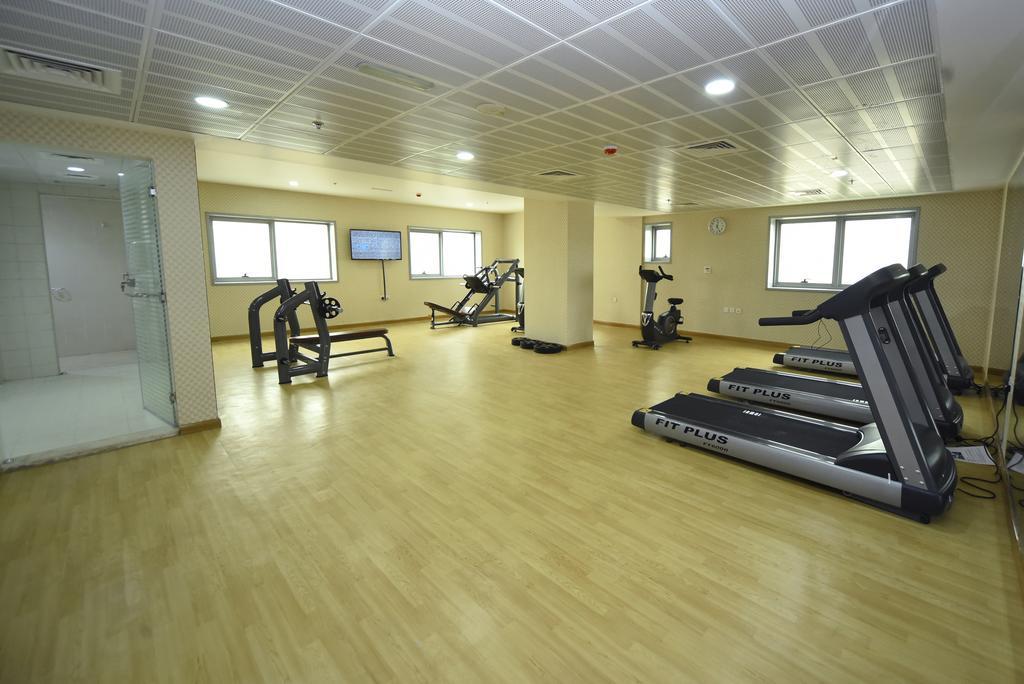 Alain Hotel Ajman Bagian luar foto