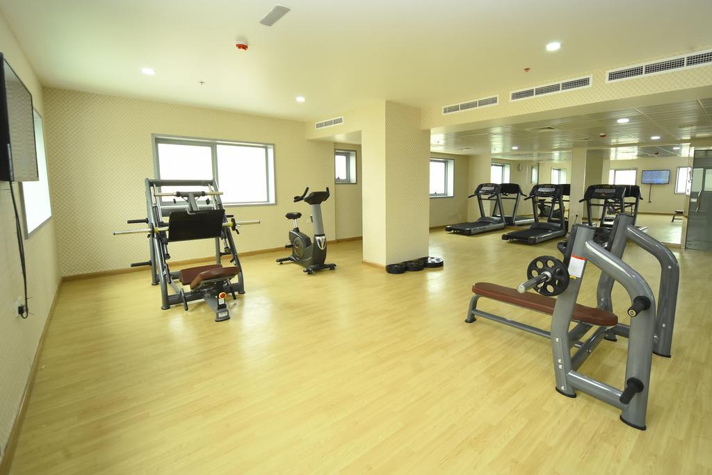 Alain Hotel Ajman Bagian luar foto
