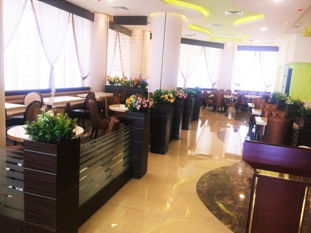 Alain Hotel Ajman Bagian luar foto