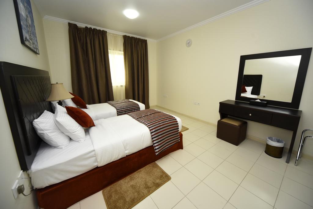 Alain Hotel Ajman Bagian luar foto
