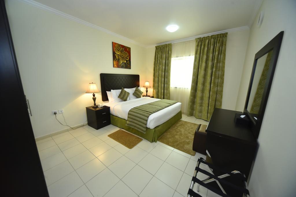 Alain Hotel Ajman Bagian luar foto