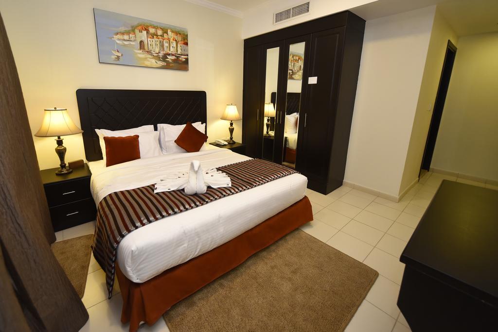 Alain Hotel Ajman Bagian luar foto